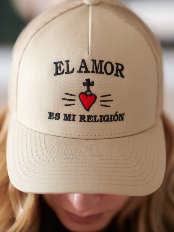 GORRA "RELIGIÓN" BEIGE