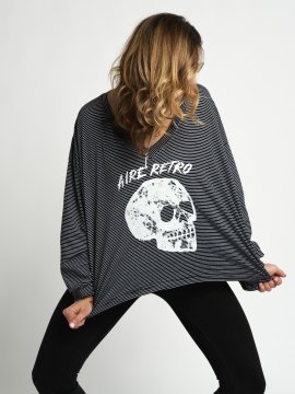 CAMISETA OVERSIZE "CALAVERA" RAYAS