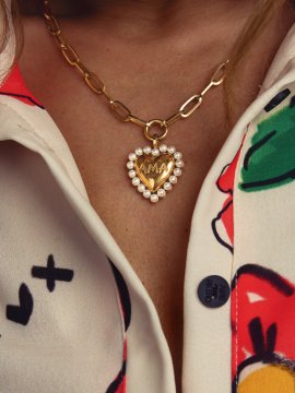 COLLAR "AMA" DORADO