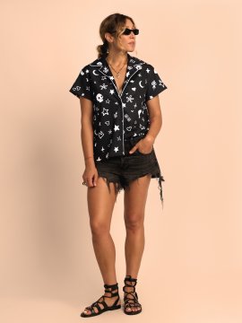CAMISA NEGRA "BANDANA"