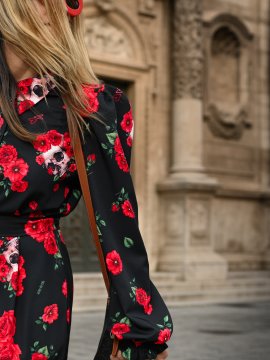 VESTIDO "ROSAS Y CALAVERAS" CORTO