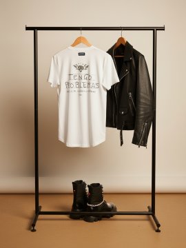 CAMISETA BLANCA "PROBLEMAS"