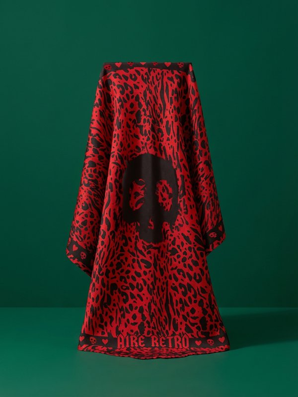 PAÑUELO GRANDE "ANIMAL PRINT" ROJO