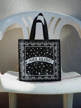 BOLSA "BANDANA" PEQUEÑA NEGRA