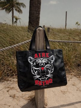 BOLSA "AIRE RETRO TIGRE" NEGRA