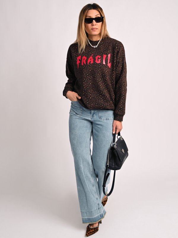 SUDADERA LEOPARDO "FRÁGIL"