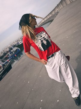 CAMISETA ROJA "DESEO"