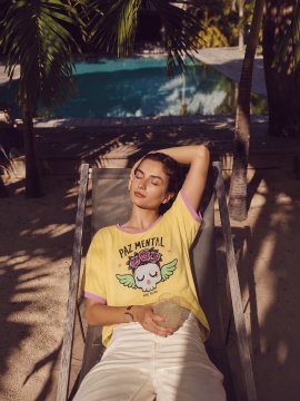 CAMISETA "PAZ MENTAL" AMARILLA