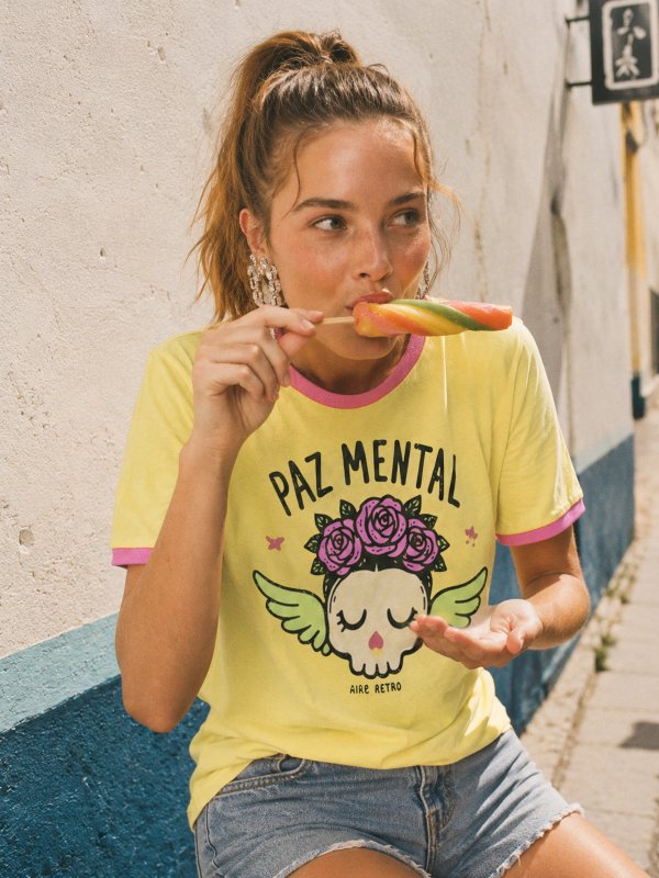 CAMISETA "PAZ MENTAL" AMARILLA