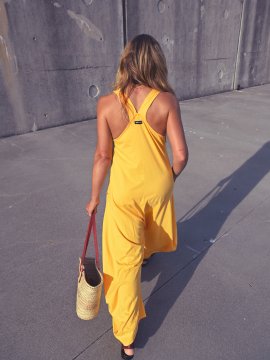 MONO AMARILLO "AMANTES"