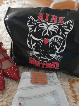 BOLSA "AIRE RETRO TIGRE" NEGRA